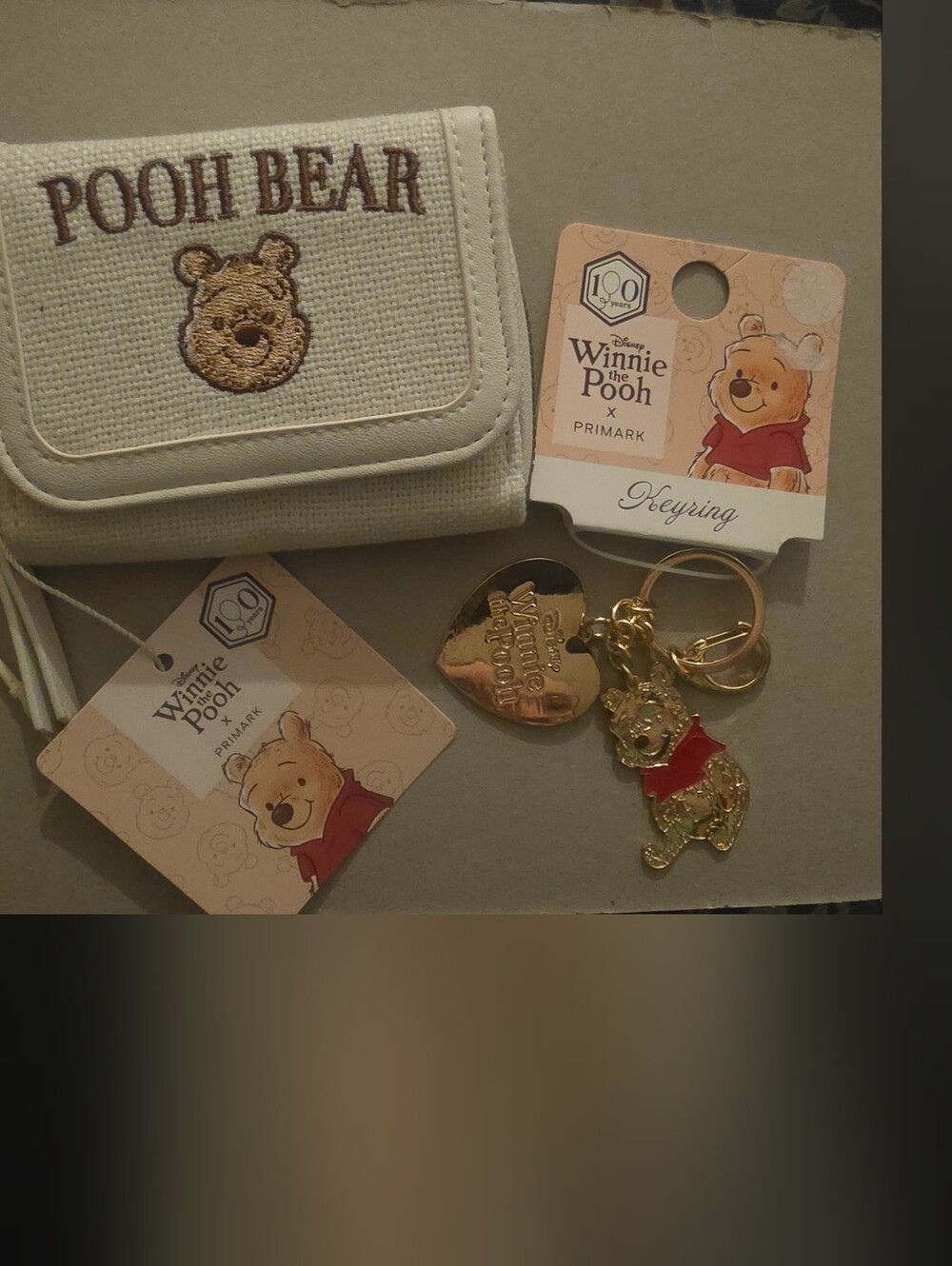 Primark Winnie the Pooh Cream Kids Wallet with Gold Keyring